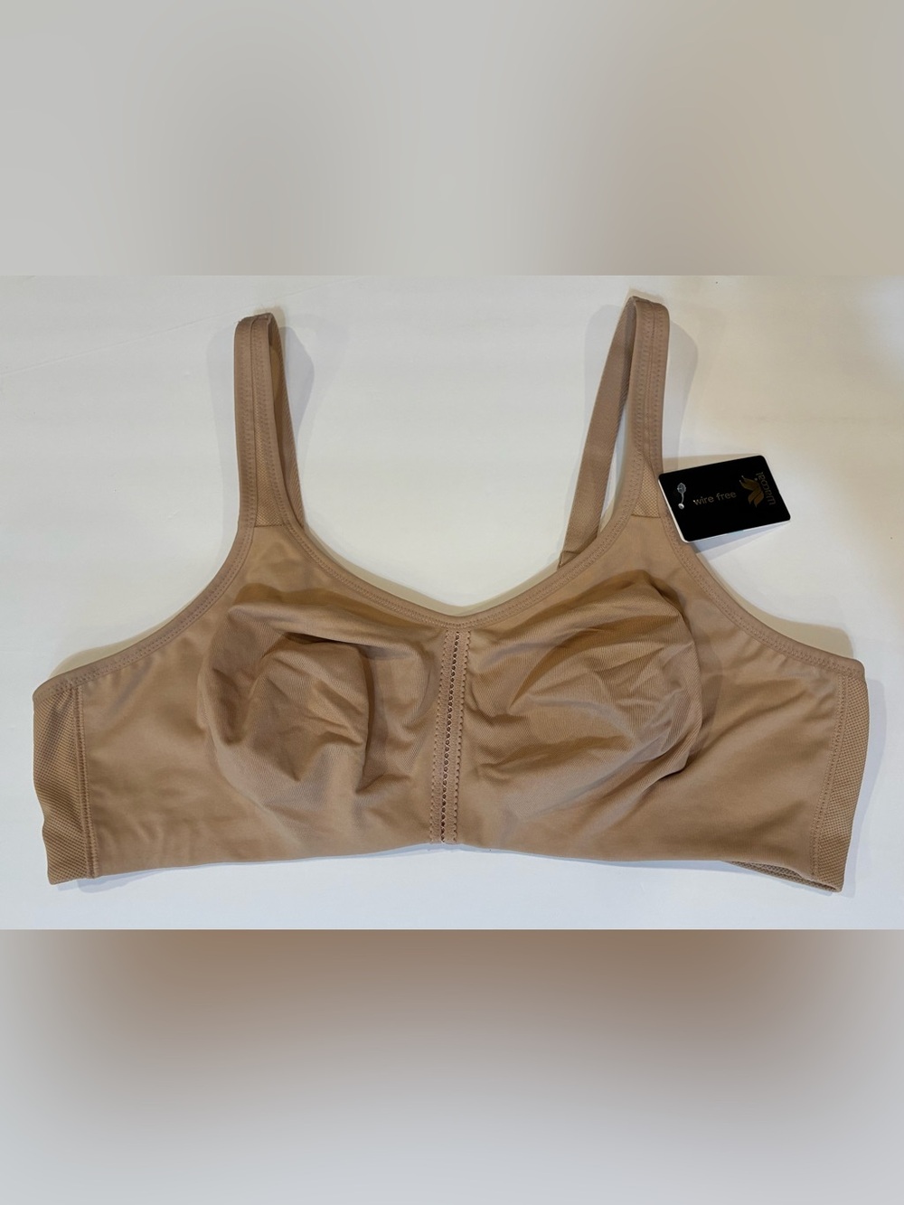 NWT Wacoal 852247 Wire Free Bra Nude Full Coverage Supportive 42C
